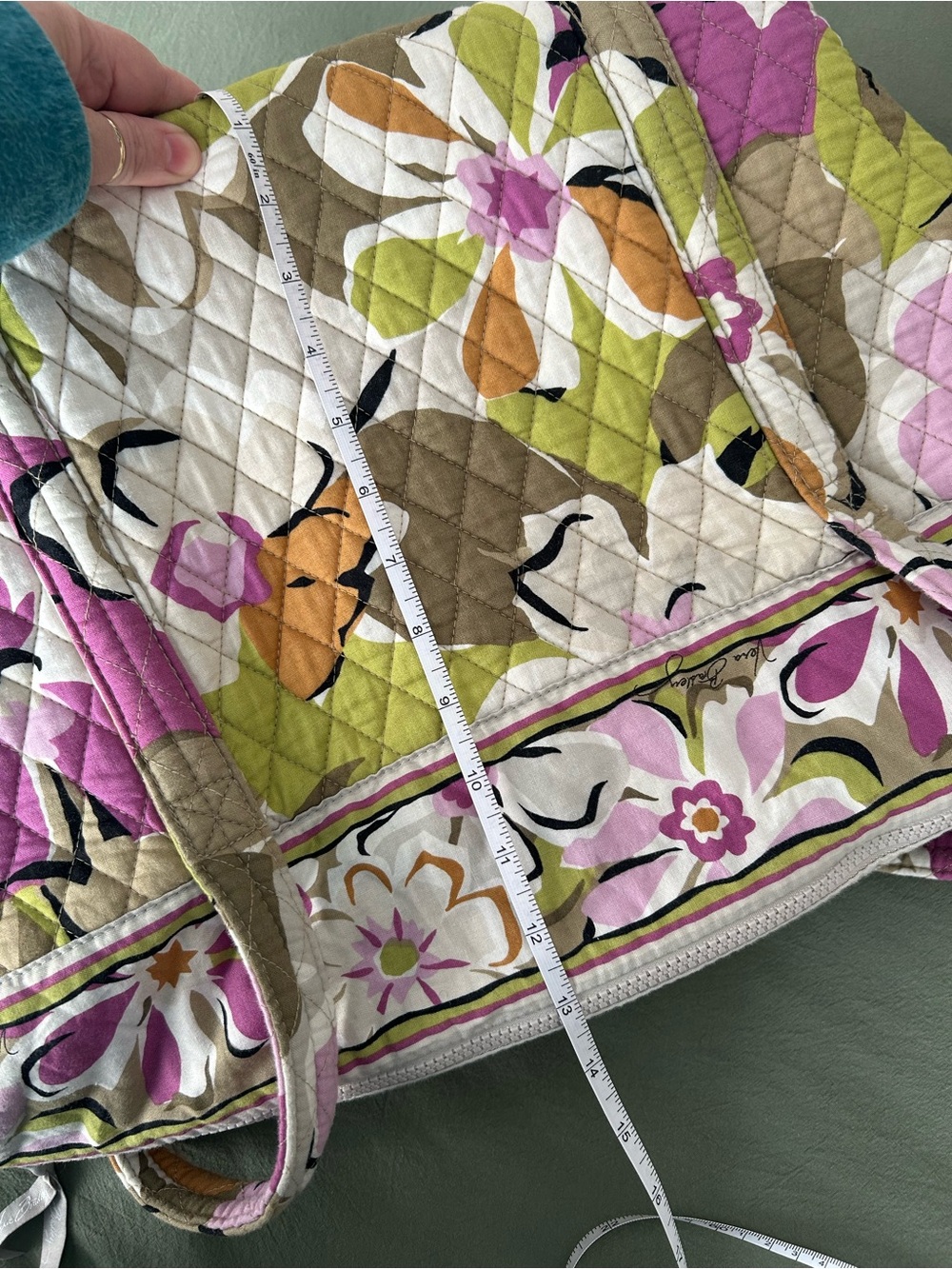Vera Bradley XL Quilted Cotton Shoulder Tote in Retired Portobello Road Pattern - Picture 13 of 16